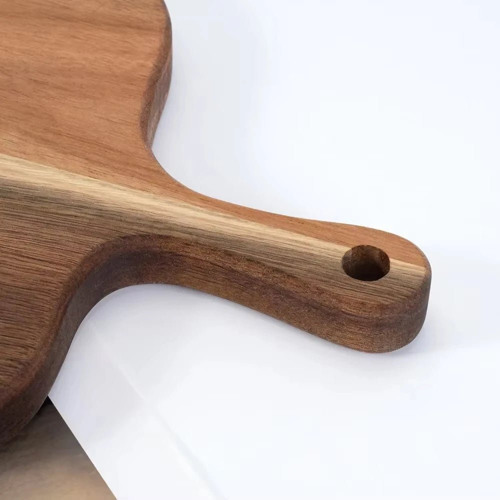 Bamboria Holzbrett mit Griff – ergonomisch & dekorativ