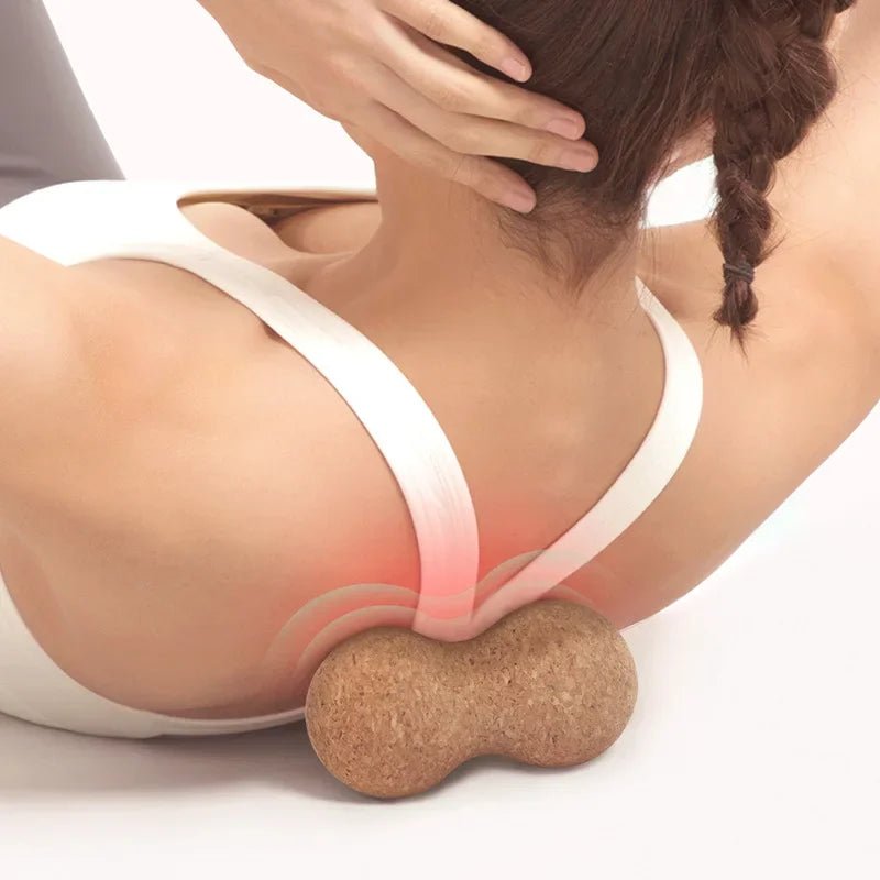 Anwendung des Kork-Massagebogens im Rückenbereich